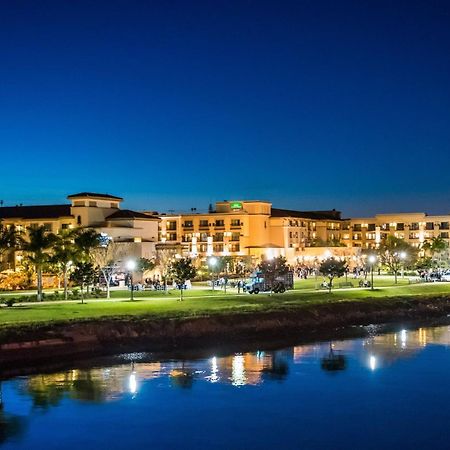 Courtyard San Diego Airport/Liberty Station Bagian luar foto